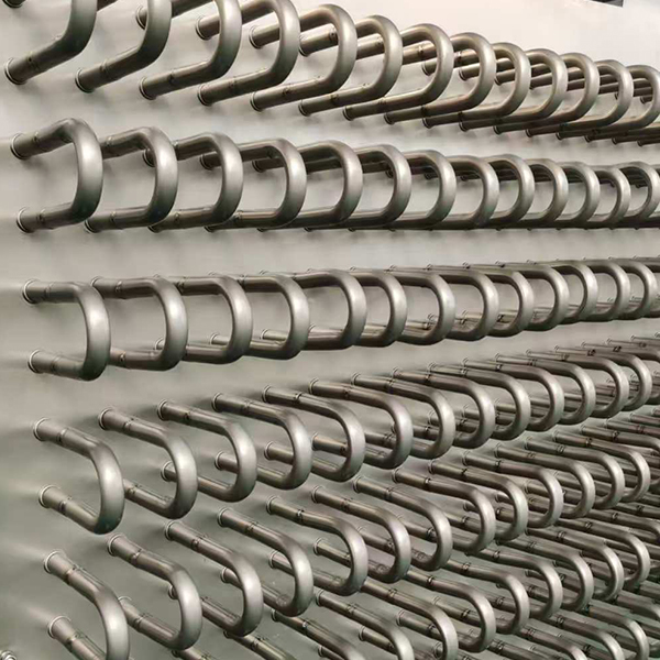 Titanium U-shaped bend Curva en forma de U de titanio